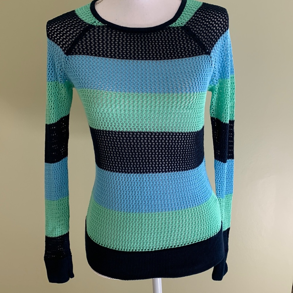 Beach cover up long sleeve top